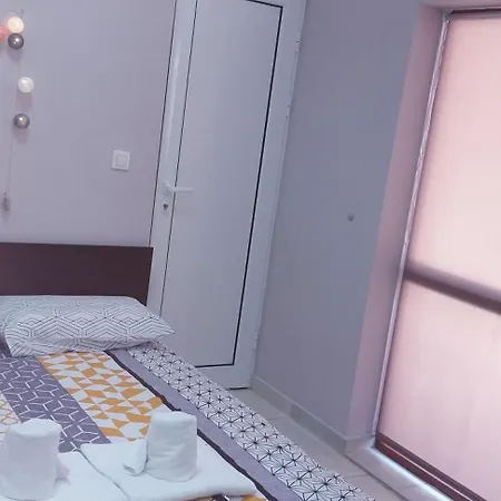 Apartment Апартаменти В Поморие Комплекс На Първа Линия Плаж *