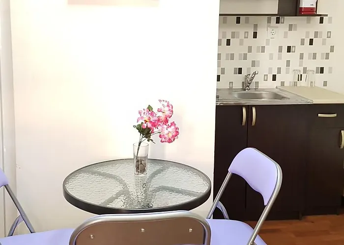 Апартаменти В Поморие Комплекс На Първа Линия Плаж Apartman *