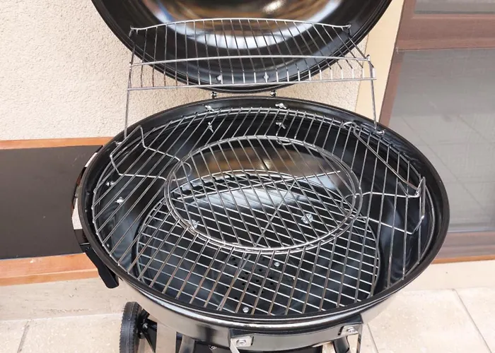 Апартаменти В Поморие Комплекс На Първа Линия Плаж Apartman